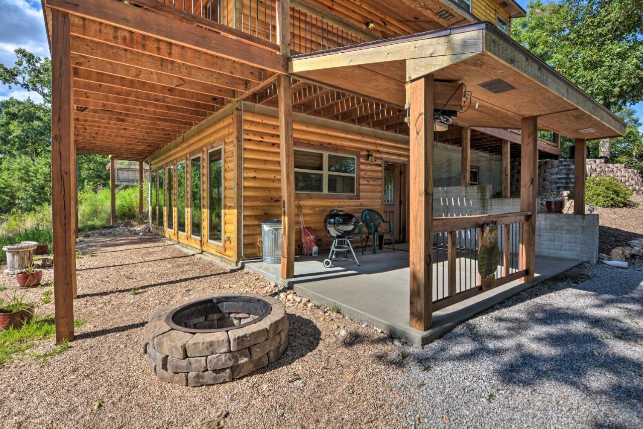 Spacious Log Cabin With Fire Pit And Game Room! Eureka Springs Ngoại thất bức ảnh