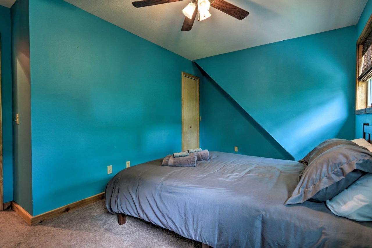 Spacious Log Cabin With Fire Pit And Game Room! Eureka Springs Ngoại thất bức ảnh